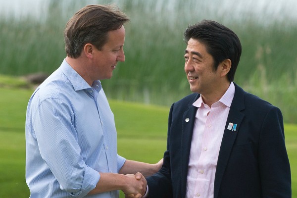 Anh-Nhật tăng cường quan hệ